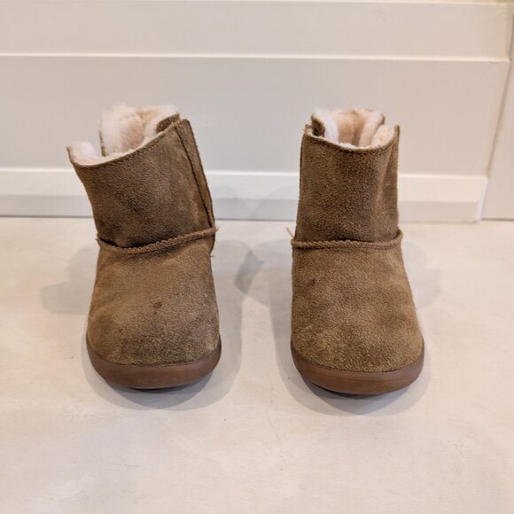 UGG Toddlers' Chestnut Keelan Boot Size 9 - Picture 2 of 14